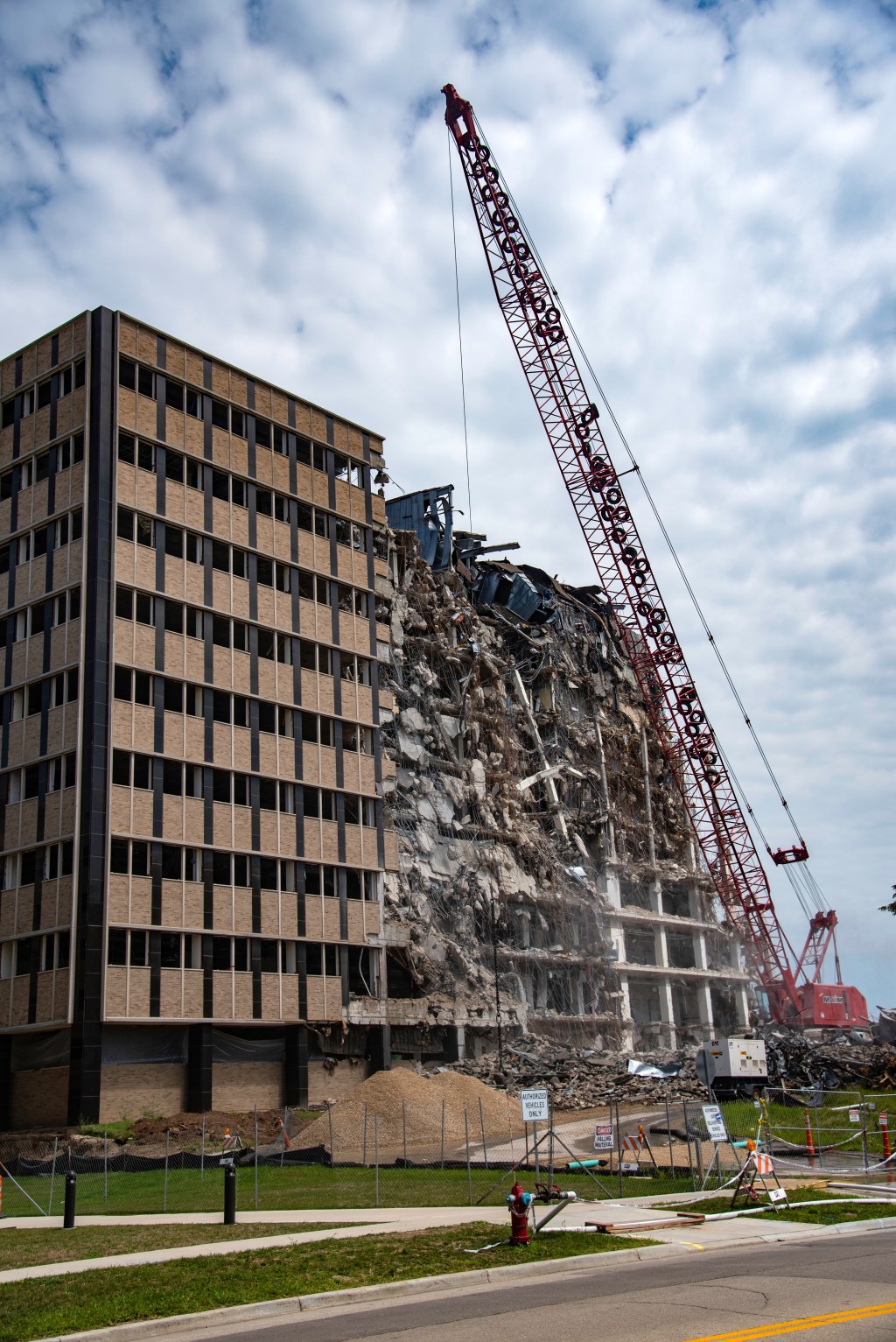 200 Days of the Wrecking Ball: Donʻt Be Afraid, GET ANGRY&nbsp;NOW!